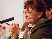 dr. Neda Pagon